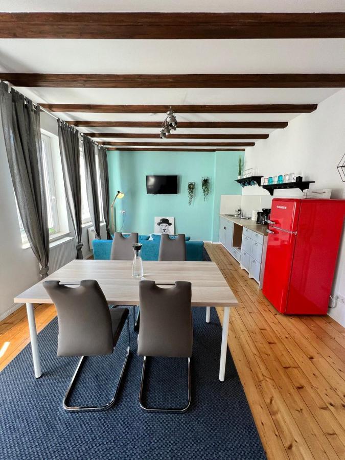 O&W Ferienhaus Mit Pool Naehe Nuerburgring, Аденау Екстериор снимка