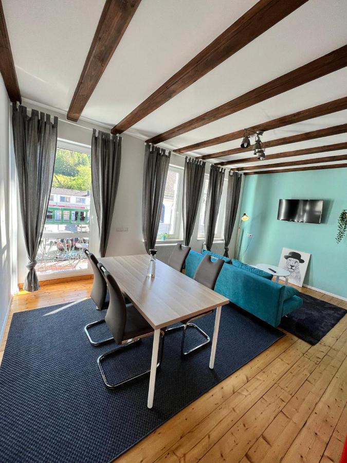 O&W Ferienhaus Mit Pool Naehe Nuerburgring, Аденау Екстериор снимка